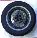 Zadní kolo na Kymco YUP 250 bez kotouče vč. pneu